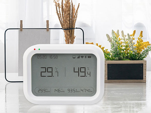 Warehousing uses wireless temperature humidity data logger