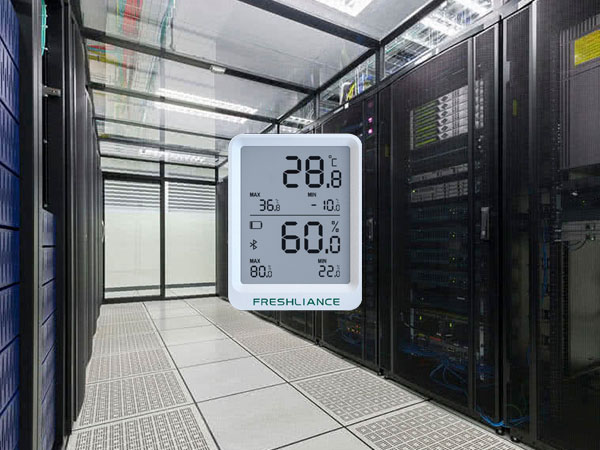 Ble temperature humidity logger for server room temperature monitoring