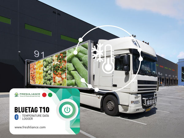 Miniature Bluetooth temperature data logger for transportation